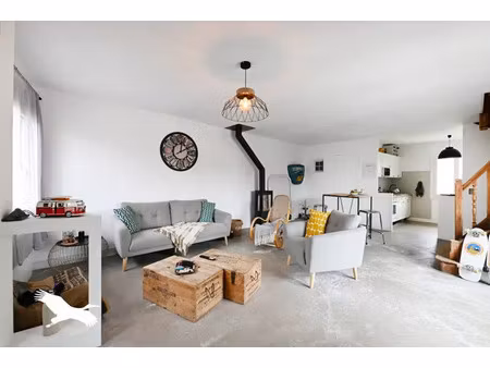 vente maison 3 pièces 81 m² la rochefoucauld-en-angoumois (16110)