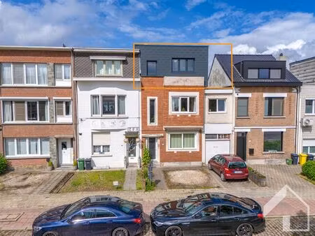 appartement te koop in edegem met 1 slaapkamer