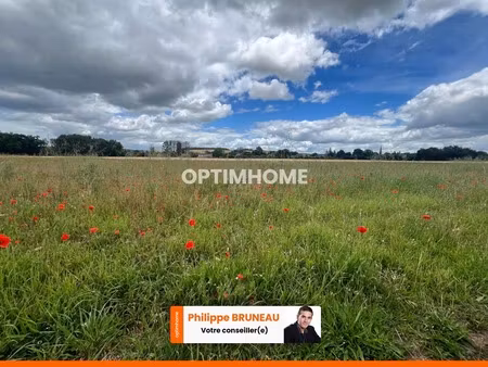 terrain 835 m² avec belle surface exploitable