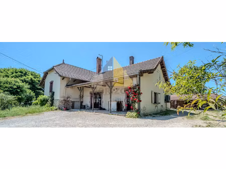 achat maison 6 pièces 140m² chapelle voland 39140