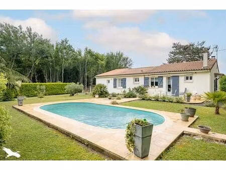vente maison 5 pièces 111 m² chermignac (17460)