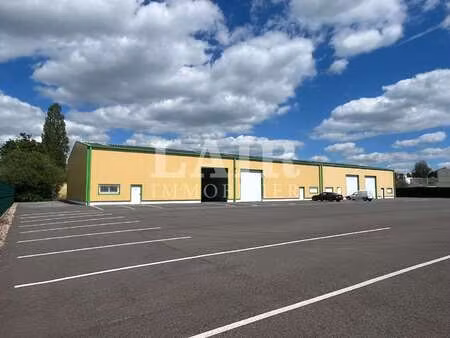 vente bureaux et commerces à l'aigle (61300) : à vendre / 1000m² l'aigle