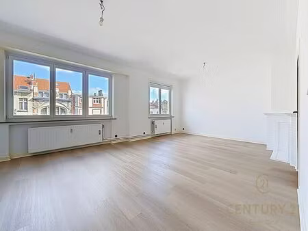 appartement à vendre avec terrasse et 1 chambre   schaerbeek (vbe33013)