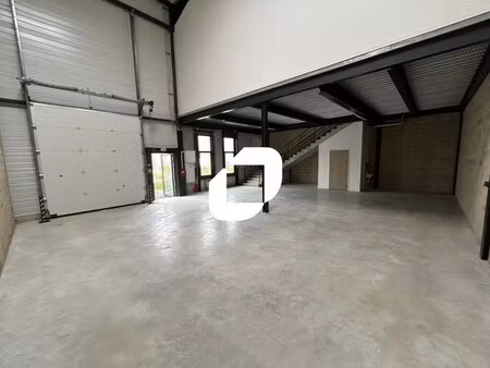 location local d’activités bailly romainvilliers 77700 190m²