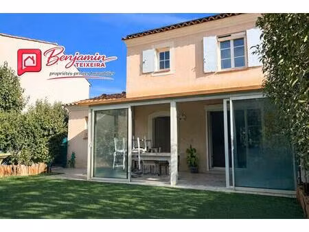 maison roquebrune sur argens 6 pièce(s) 96 m2 - 4 chambres dont 1 de plain-pied + parking 