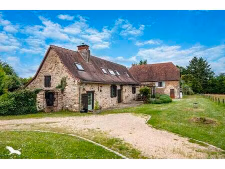vente maison 5 pièces 149 m² saint-paul-la-roche (24800)