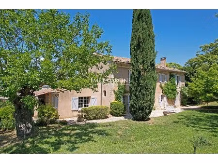 a vendre - mas ancien avec piscine et terrain de 1 2 hectare