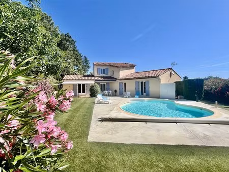 vente maison  4 chambres  bureau avec piscine à saint-julien-de-peyrolas