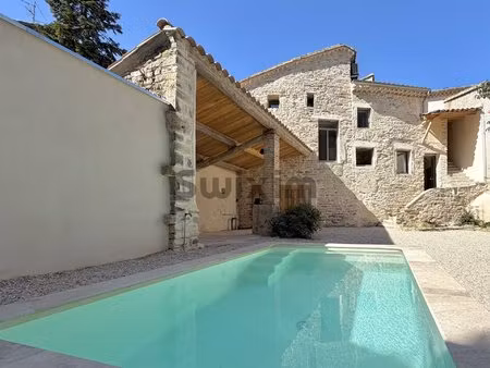 maison de village de 145 m2 rénovée avec piscine