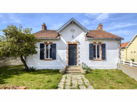 la bernerie-en-retz : charmante maison de ville