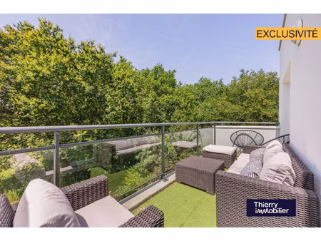 t2 récent avec balcon et parking - einstein