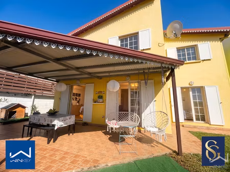 vente maison 5 pièces 110 m² à sainte marie (97438)  302 100 €
