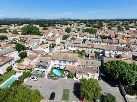 annonce vente immeuble 15 + pièces de 875m2 à rognonas (13870) - paruvendu.fr ref 99278754
