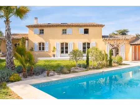 propriété 11 pièces 320 m²