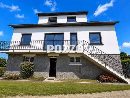 vente immeuble à granville (50400) : à vendre / 179m² granville