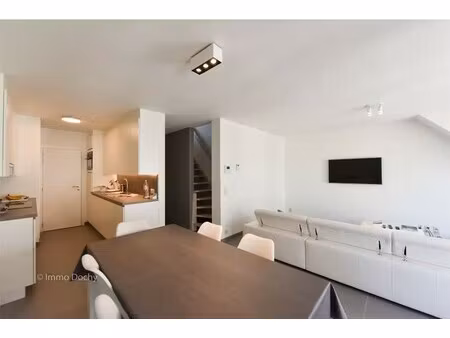recent duplex appartement nabij markt waregem | holstraat