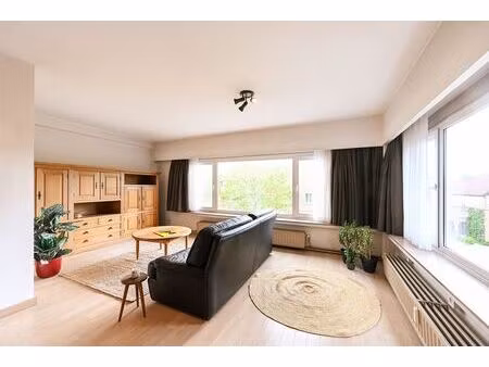 appartement te koop in mortsel met 3 slaapkamers