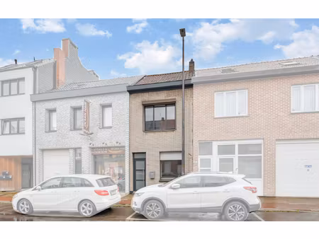 huis te koop in sint-niklaas met 3 slaapkamers
