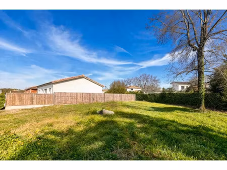 vente terrain à construire 494 m² saint-médard-en-jalles (33160)