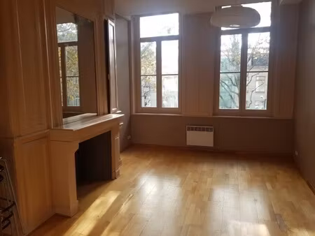 location appartement 3 pièces 51m² lille 59800