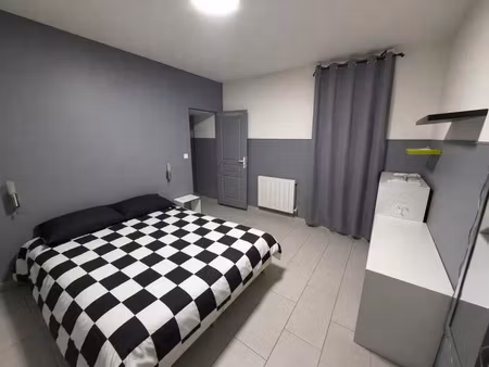 location appartement 3 pièces 62 m² à venaco (20231)