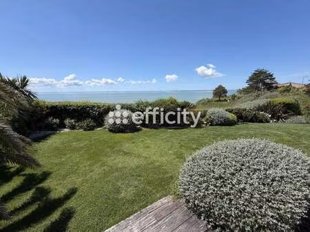 vente maison bord de mer à meschers-sur-gironde (17132) : à vendre bord de mer / 202m² mes