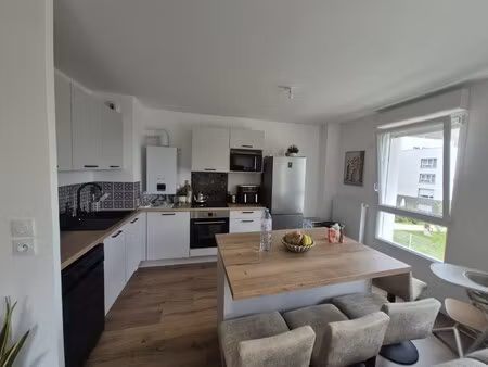 location appartement 3 pièces 64m² lille 59160