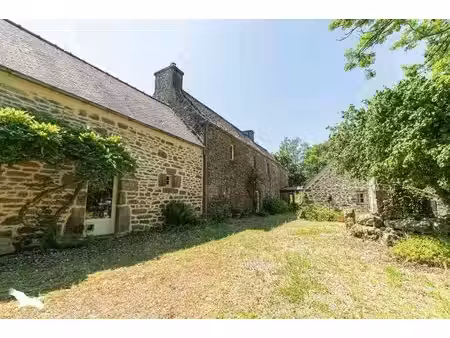 vente maison 9 pièces 235 m² plounéour-ménez (29410)