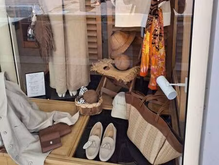 vente bureaux et commerces à bayeux (14400) : à vendre / bayeux