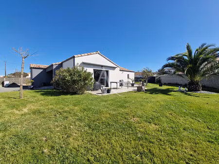 vente maison 5 pièces  112.46m²  bretignolles