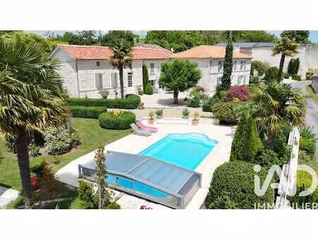 vente maison piscine à bouteville (16120) : à vendre piscine / 231m² bouteville