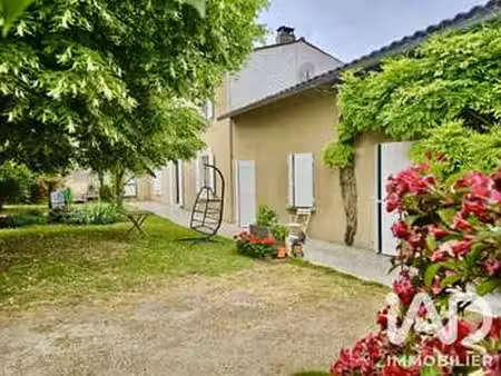 vente maison à triac-lautrait (16200) : à vendre / 175m² triac-lautrait