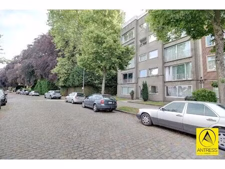appartement te koop in wilrijk met 4 slaapkamers