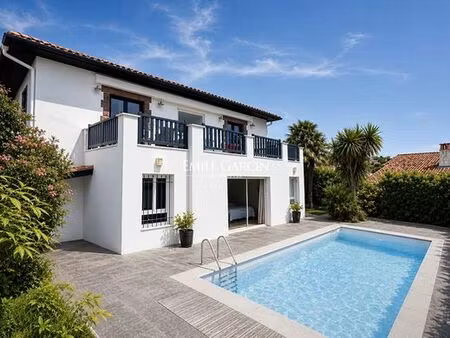 maison de luxe de 7 pièces en vente à ciboure  nouvelle-aquitaine
