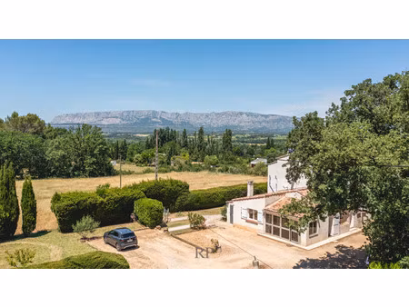 vente maison 7 pièces 160m2 trets 13530 - 599000 € - surface privée