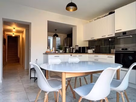 appartement à louer avec terrasse et jardin   tournai (vbe32905)