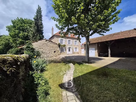 vente maison 4 pièces 161 m² à effiat (63260)  430 000 €