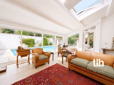 maison individuelle avec piscine