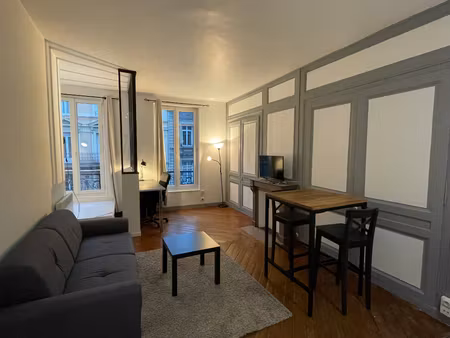 location appartement 1 pièce 30m²