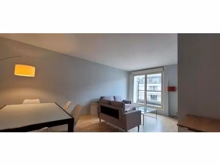 location appartement 3 pièces meublé 68m² issy les moulineaux 92130