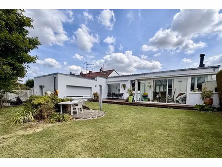 vente maison 4 pièces 123 m² à beaucamps-ligny (59134)  385 000 €