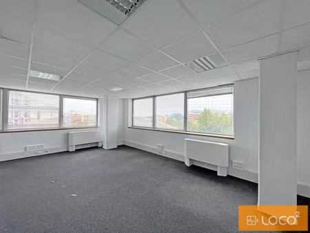 location bureaux 1 043 m²
