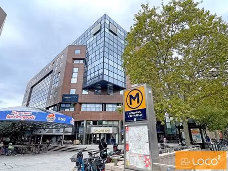 location bureaux 2 076 m²
