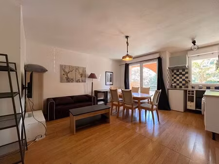 route de seysses t2 de 38 m2 terrasse - parking