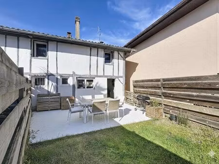 tosse centre – maison de village 3 chambres avec jardin