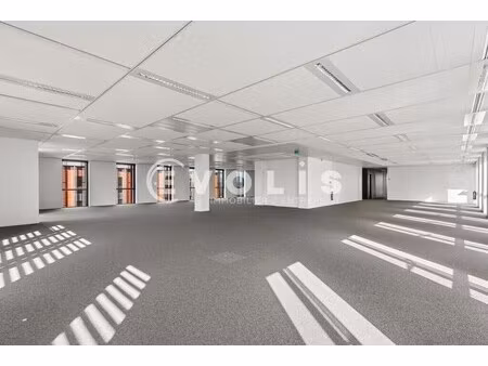 location bureaux 1 180 m² à 13 078 m²