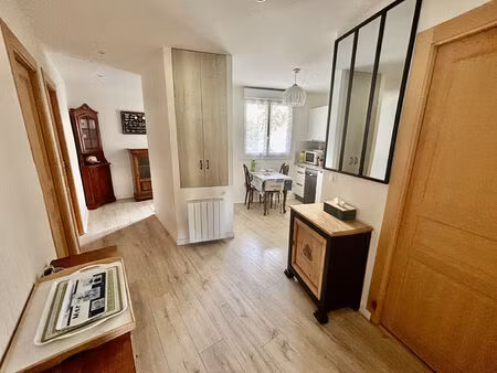 appartement t3 place des palmiers labaule