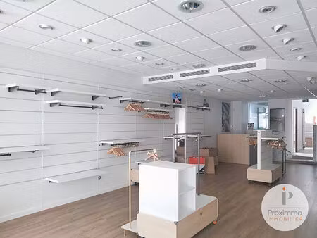 local commercial 122 m2 - redon hyper centre