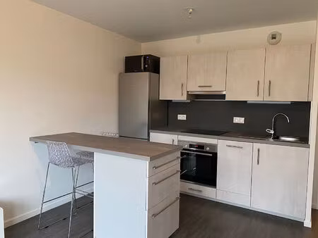 location appartement 2 pièces  40.68m²  mantes