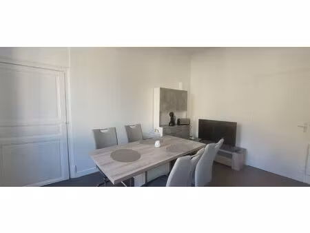 location appartement 3 pièces  48.21m²  saint